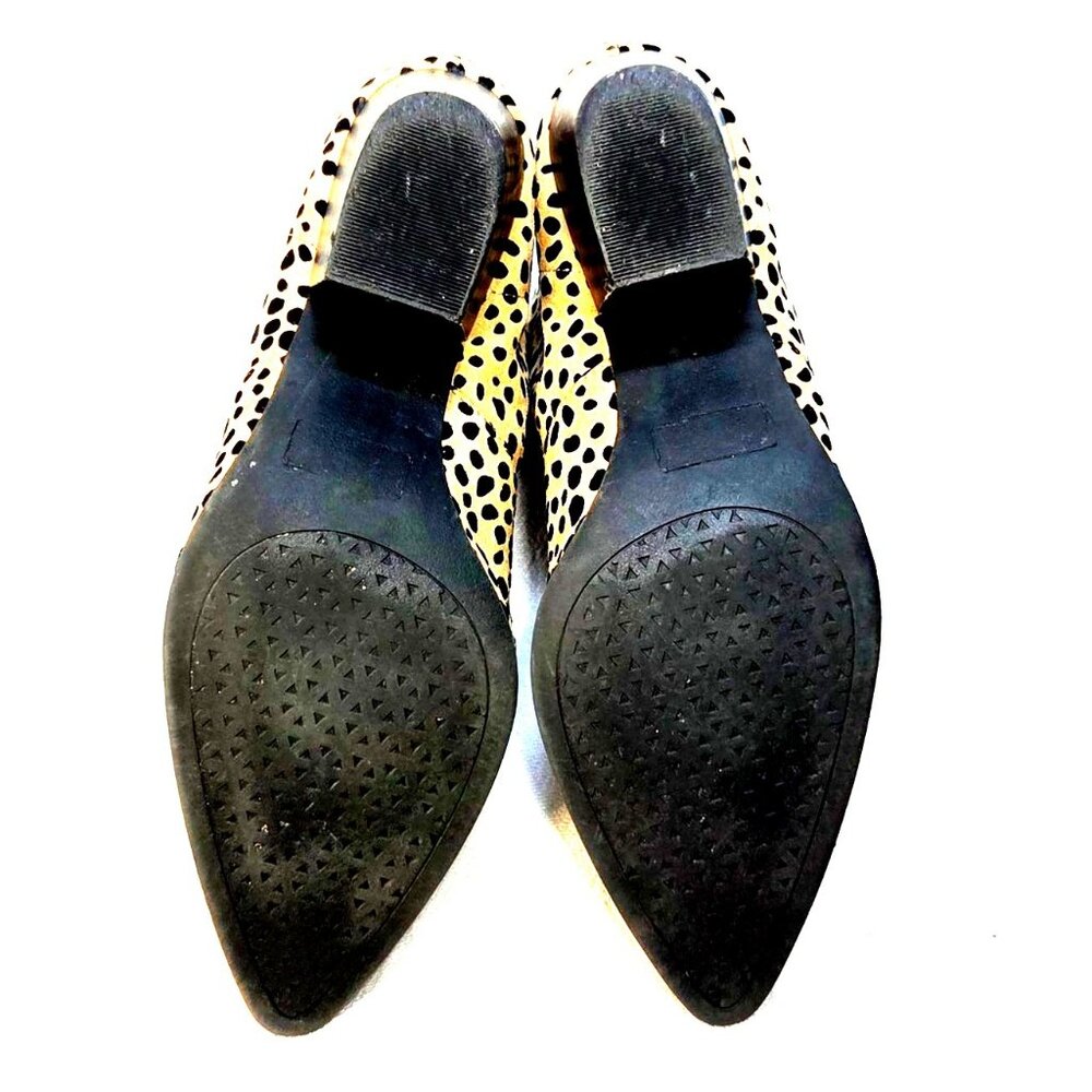 Qupid Mystique Cheetah Animal Print Vegan Suede Block Heel Pointed Ankle Booties - Picture 7 of 10